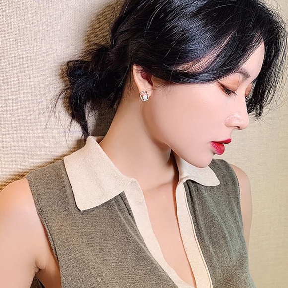 **ARACELI* Gold x Pearl Fashion Stud Earrings - Picture 4 of 5